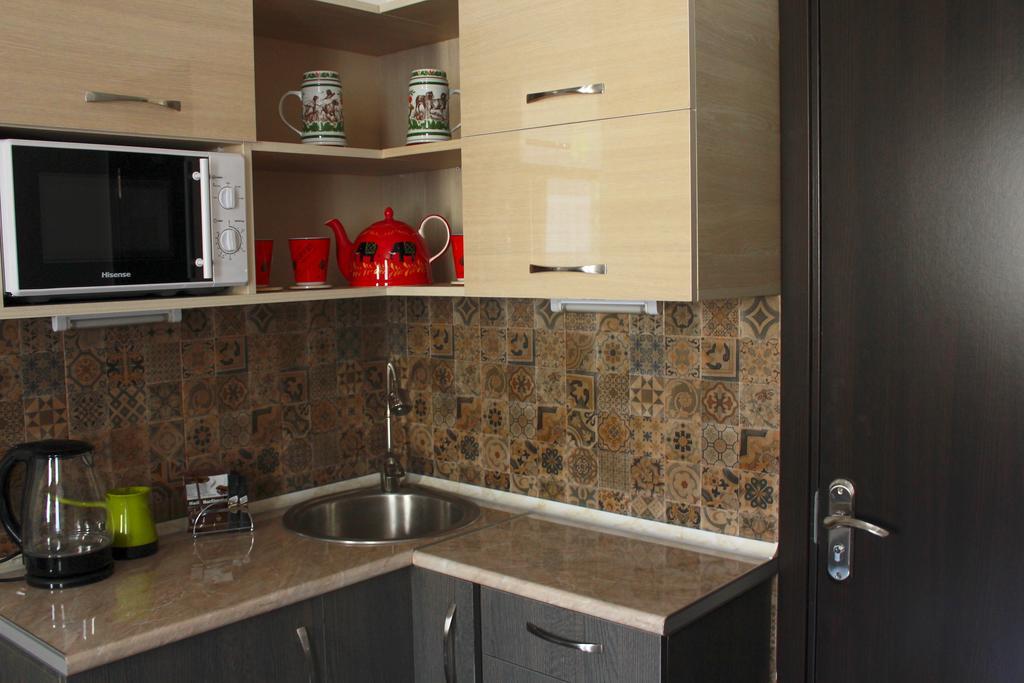 Guest House On Gia Abesadze Street Tbilisi Exterior foto